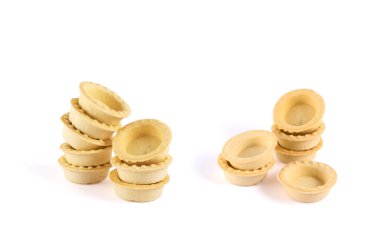 yığın boş tartlets izole