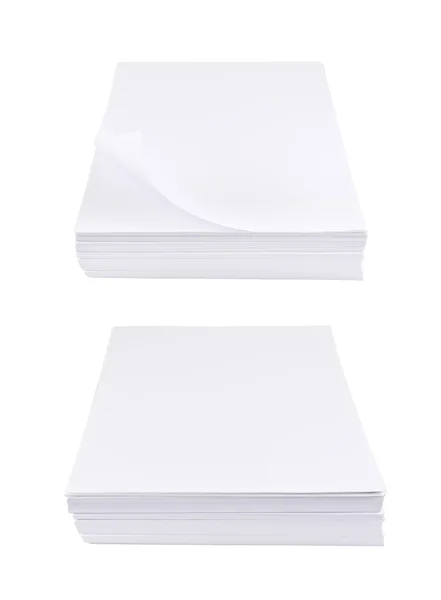 Pilha de folha de papel branco de tamanho a4 — Fotografia de Stock