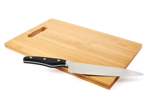 Cuchillo de cocina de acero sobre tabla de cortar — Foto de Stock