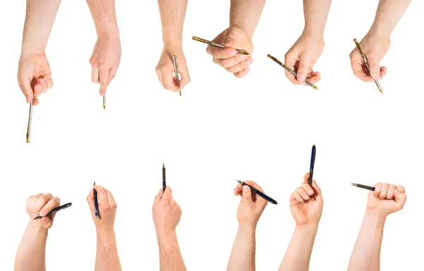 Kaukasische hand met pen geïsoleerd — Stockfoto