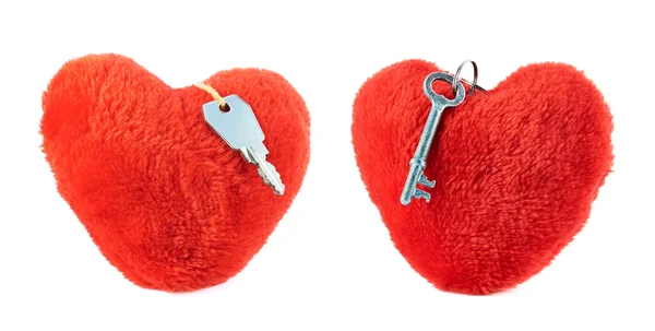 Key over a plush heart — Stock Photo, Image