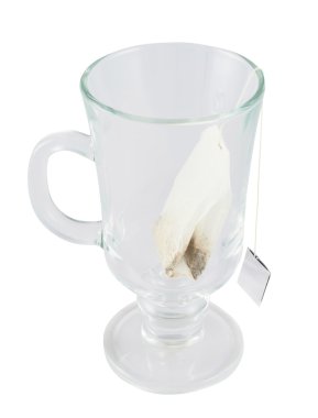 çay torba içinde cam çay fincanı