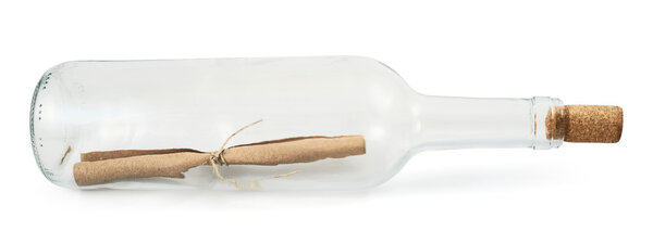 Бутылка с сообщением внутри
