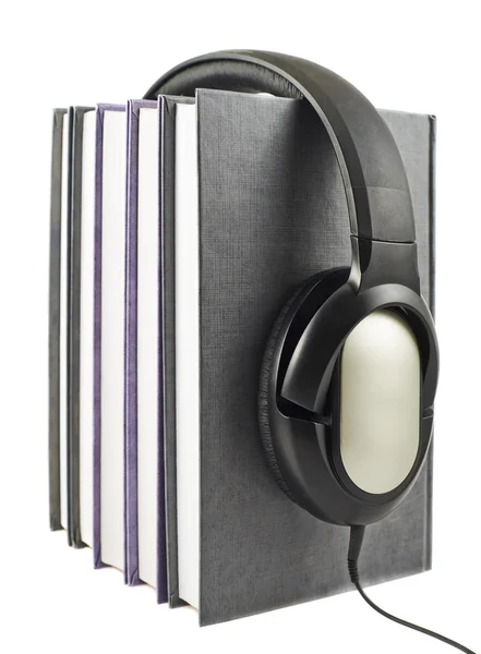 Knihy s sluchátka na izolované — Stock fotografie