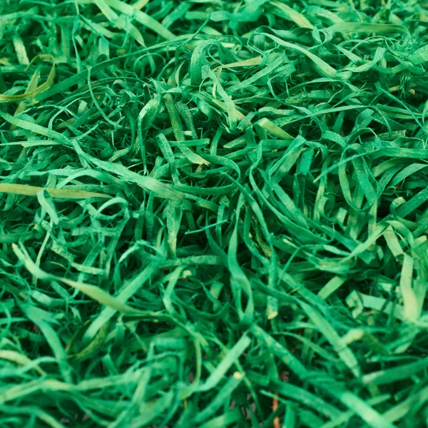 人工芝の装飾として緑のリボン — ストック写真