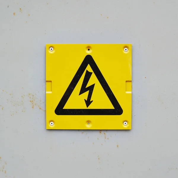 Κίτρινο προειδοποιητικό σημάδι — Φωτογραφία Αρχείου