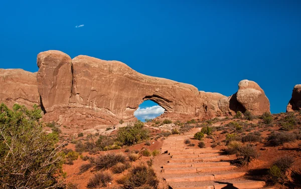 Window Arch en el Parque Nacional Arches, Utah, EE.UU. — Foto de Stock