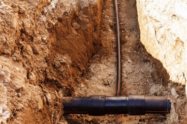 Plastik boru sipere konur.