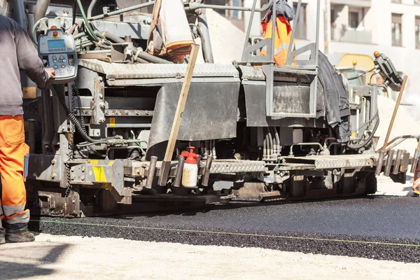 Paving Asfalt Yolu, Ağır Makineler Kompakt Buldozer. Sıkıştırma Yolu, nefes kesici. Yol Çalışması Ekipmanı.