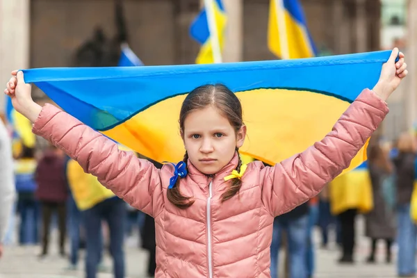 Rally Support Ukraine Ukrainian Flag Girls Hand Support Ukrainian Children — стоковое фото