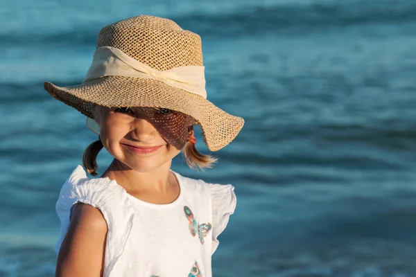 Sea Portrait Cute Little Girl Child Sun Hat Sea Background — Fotografia de Stock