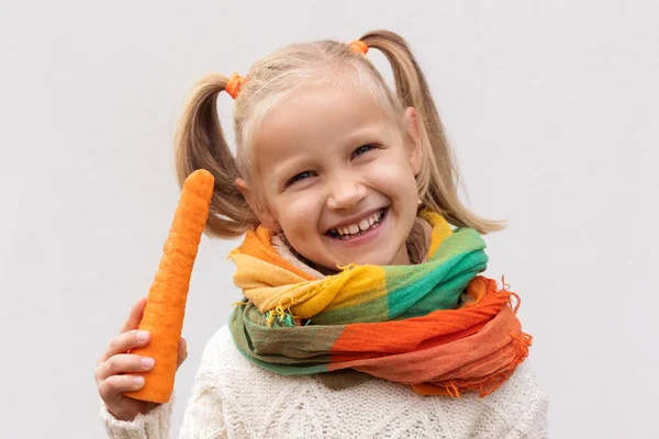 Grönsaker För Barn Färsk Morot Bra Mat För Barn Happy — Stockfoto