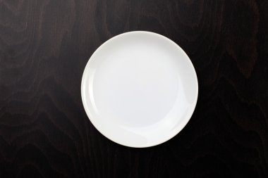 Fincan ve fincan tabağı.