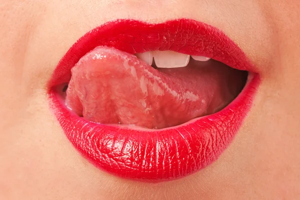 Close-up van shoot van lippen jonge mooi meisje — Stockfoto