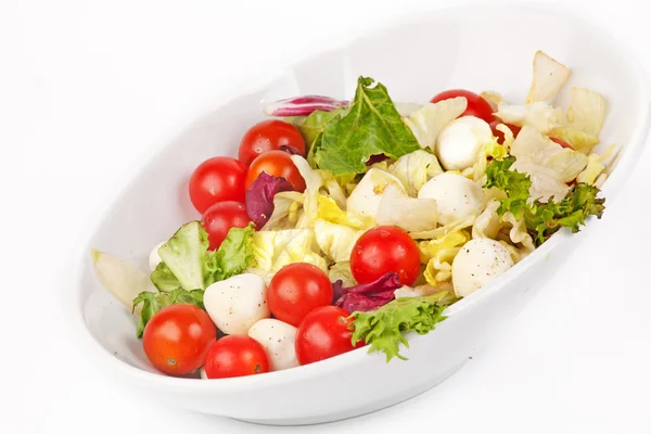 Plantaardige salade met mozzarella — Stockfoto