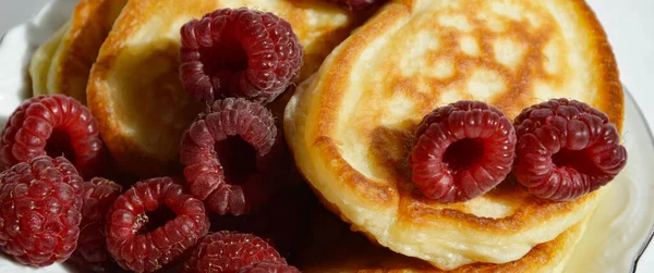 Pannenkoeken Met Verse Bessen Ontbijtvoedsel Dessert — Stockfoto