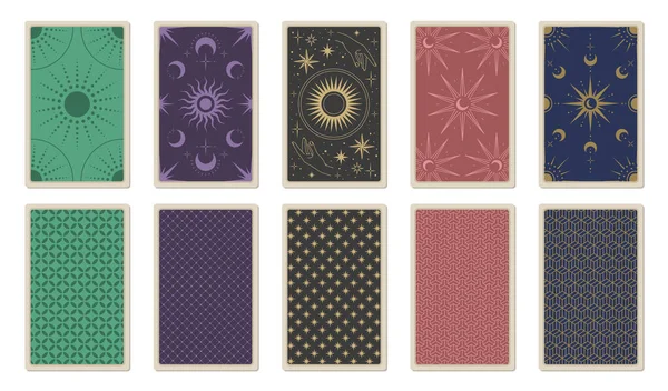 タロットカードの裏だ。太陽、月、星、手、装飾やパターンを持つカードデッキのベクトルテンプレート。魔法と神秘的なデザイン要素。占星術と密教のカード — ストックベクタ