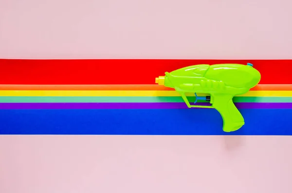 Pistola Água Com Papel Corte Colorido Para Celebração Festival Songkran — Fotografia de Stock