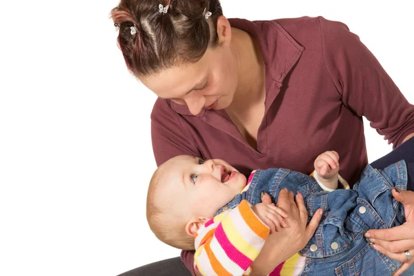 Mãe com bebê rindo — Fotografia de Stock