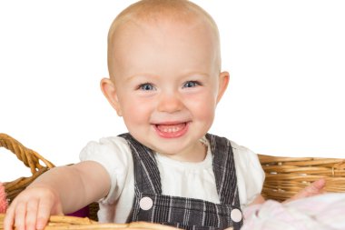 mutlu gülen bebek