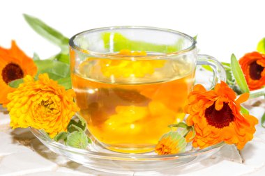 Calendula officinalus yapılan bitkisel çay