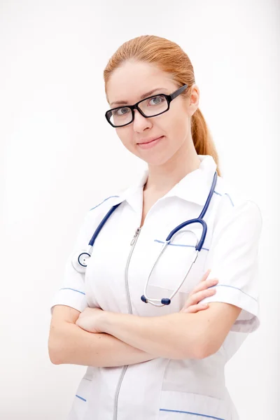 Leende läkare kvinna med stetoskop. — Stockfoto
