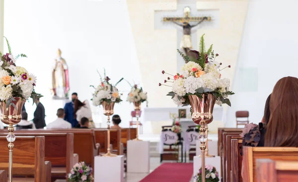 Bouquet Flowers Many Colors Church — Stock Photo, Image