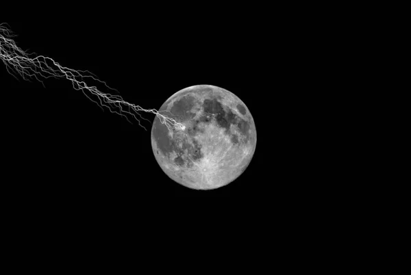 Grande Fulmine Che Cade Sulla Luna Alta Definizione — Foto Stock