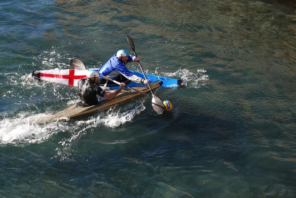 iki oyuncunun Kano polo