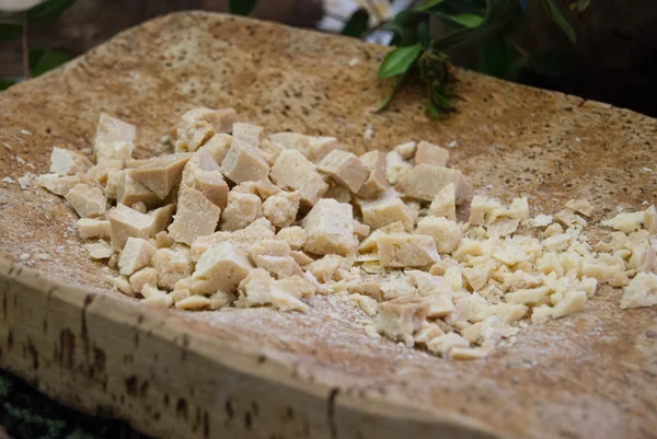 Dilimleri koyun peyniri