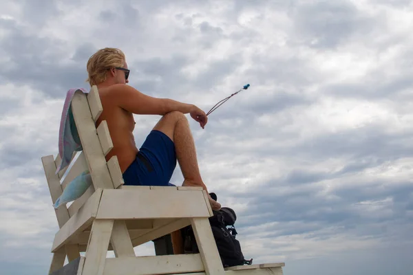 Beach Lifeguard High Lifeguard Chair Overlooking Keeping Eye Out Ocean — стокове фото