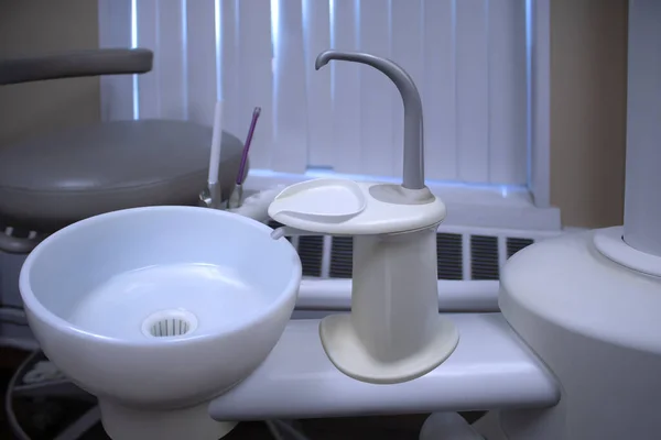 Dentist Patient Chair Rinsing Station Sink Medical Equipment — Foto de Stock