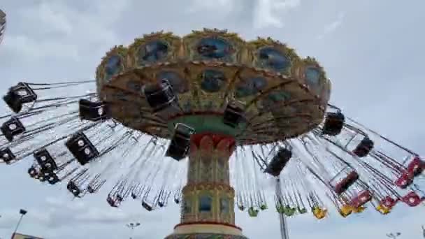 Swing Ride Luna Park Fiera Giro Carnevale — Video Stock