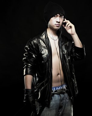 Asya tekno dans çocuk