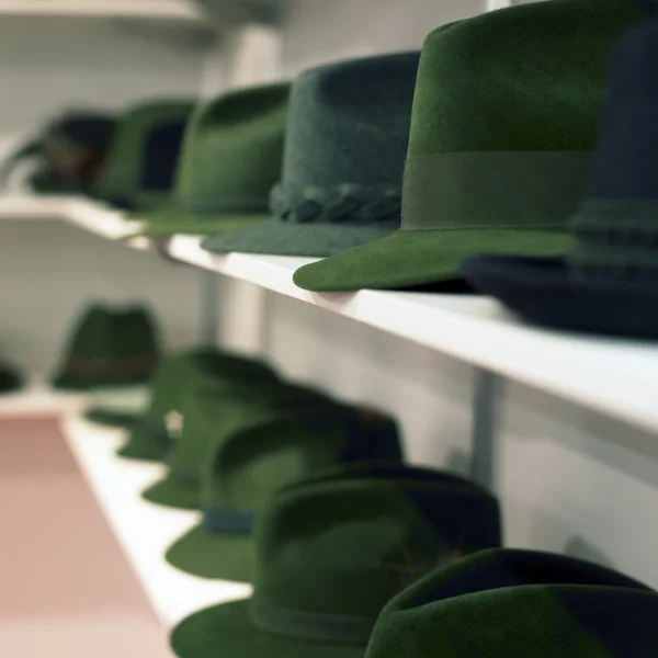Dükkanı şapkalar — Stok fotoğraf