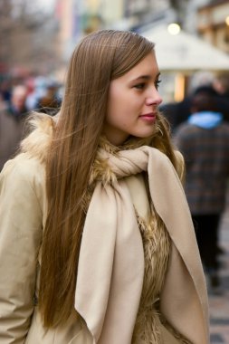 Bayan kış zamanında