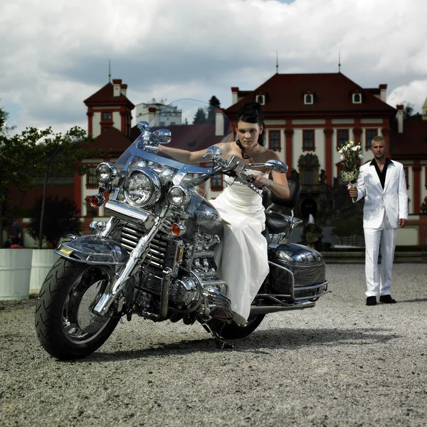 Motorkář nevěsta — Stock fotografie