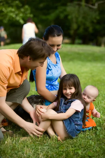 Familie rest — Stockfoto