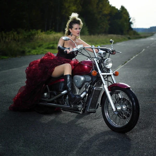 Žena motorkář — Stock fotografie