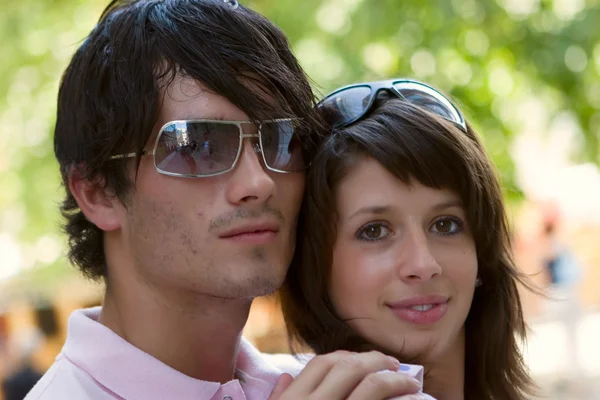 Young couple — Stock Photo, Image