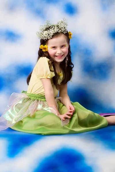 Little girl posing like a princess in studio — Stock Photo, Image