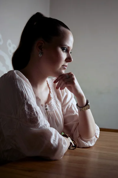 Busty young woman — Stock Photo, Image