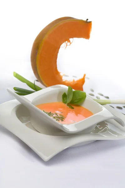 Pumpkin soup with slices of pumpkin — Zdjęcie stockowe