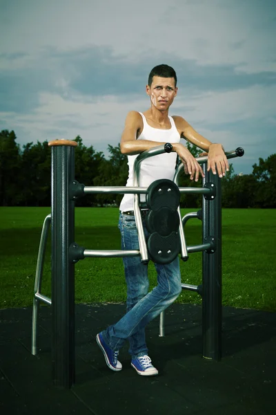 Exercising man outdoor — Stock Photo, Image