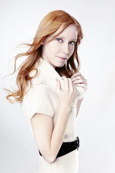 Girl posing in studio for portraits — Stock Photo, Image