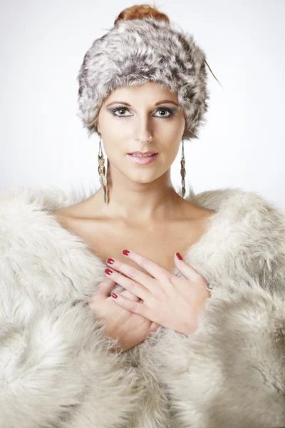 Beauty in winter styling — Stock Photo, Image