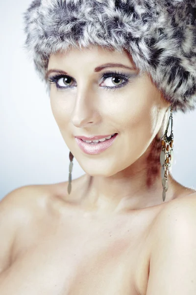 Beauty in winter styling — Stock Photo, Image