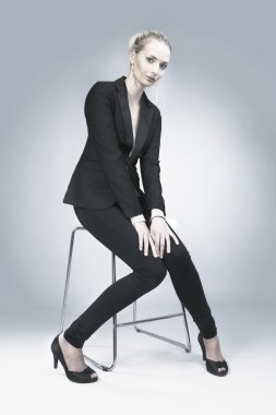 güzel sarışın Bayan