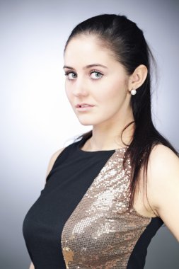 Genç Bayan modeli