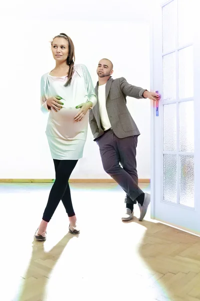 Husband with pregnant wife — Stock Photo, Image